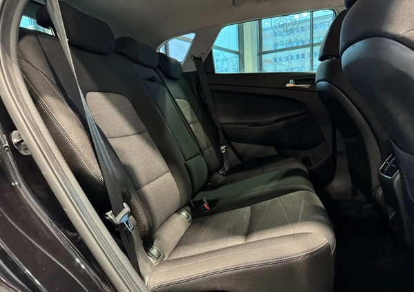 Hyundai Tucson cena 92900 przebieg: 139900, rok produkcji 2018 z Bieruń małe 436